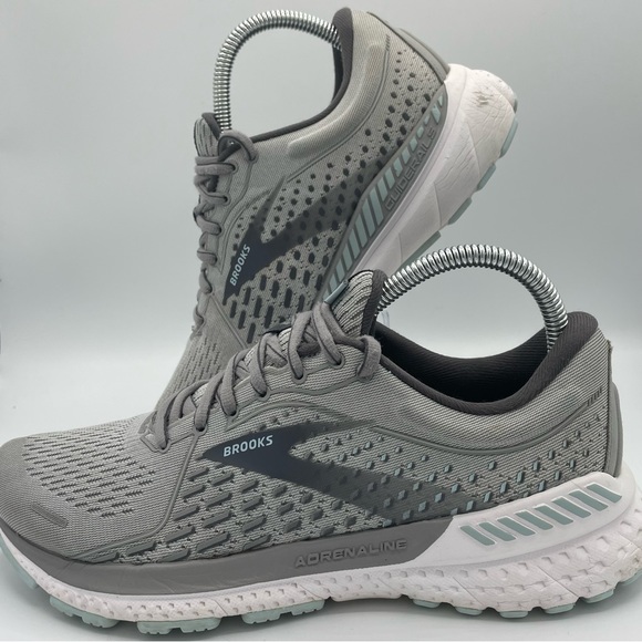 Brooks Shoes - Brooks Adrenaline 21 Running Shoes Women’s Size 8.5 WIDE Gray
